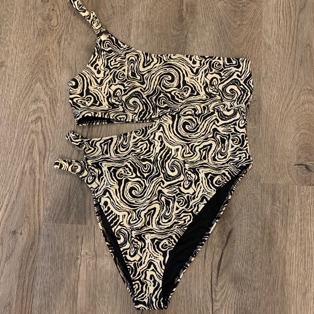 NWT La Senza bathing suit
